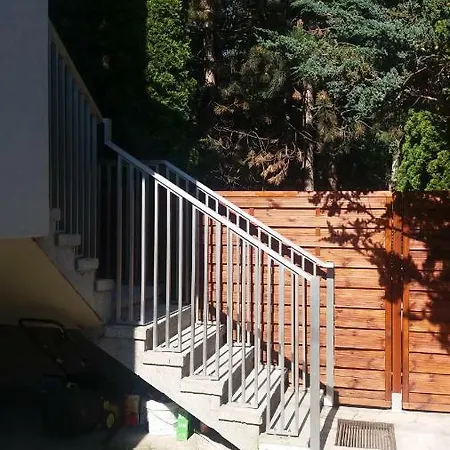 ゲストハウス Gold 2*