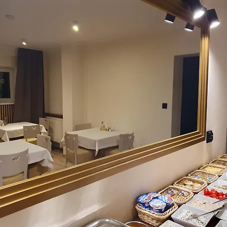 Villa Gold Poznan Guest house