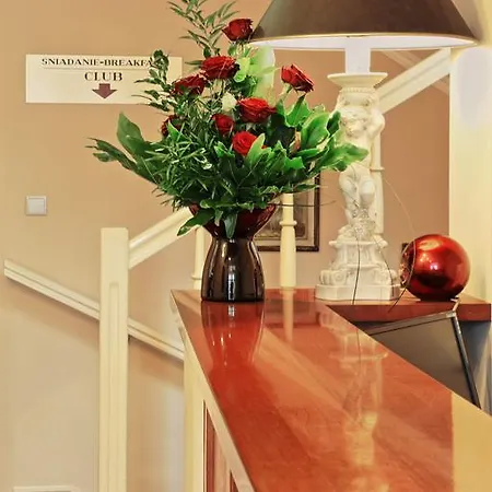 بيت ضيافة Gold بوزنان