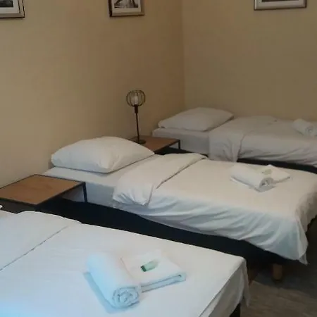 Gold Hotel